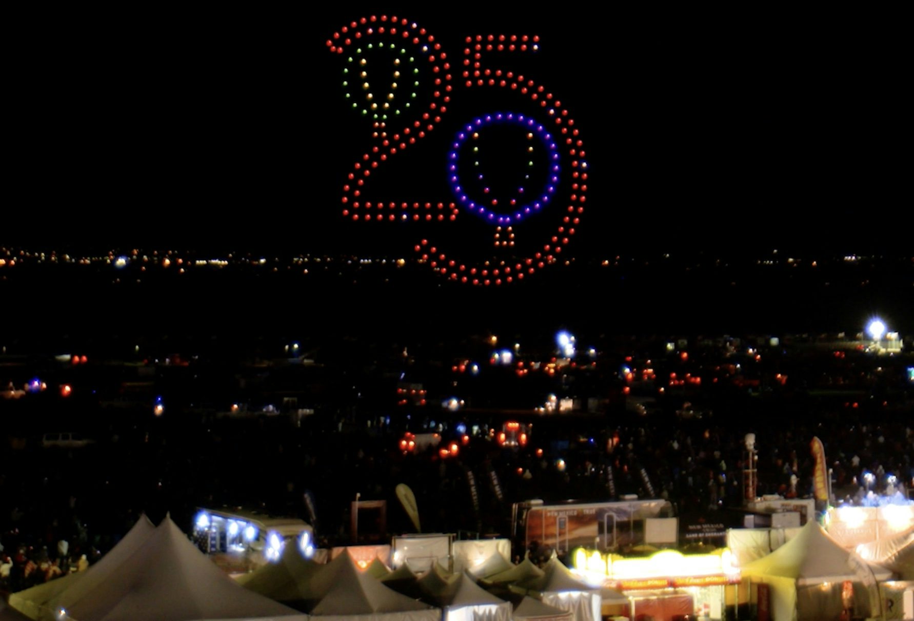A festival celebrating the earliest form of aviation was complemented by the very latest in aviation technology, when drone show specialist Verge Aero flew a series of spectacular light shows for the 50th anniversary Albuquerque International Balloon Fiesta (AIBF) in New Mexico.